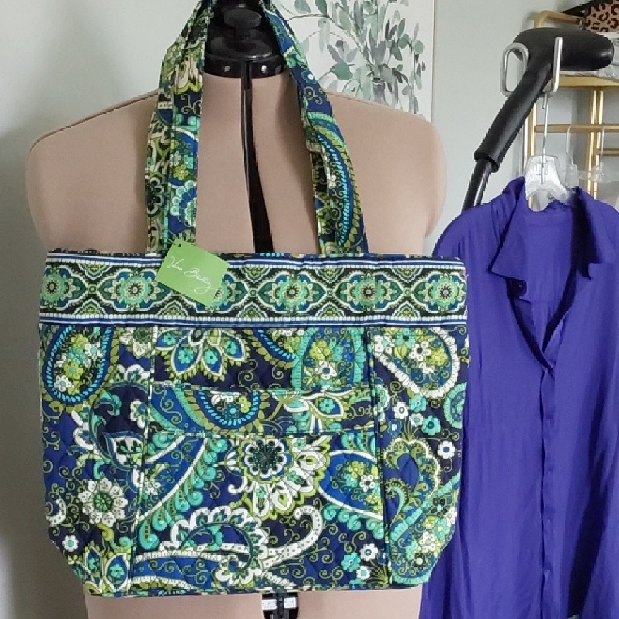 Vera Bradley Purse. Rhythm & Blues. Older Bag But New With Tags. Lots O' Pockets